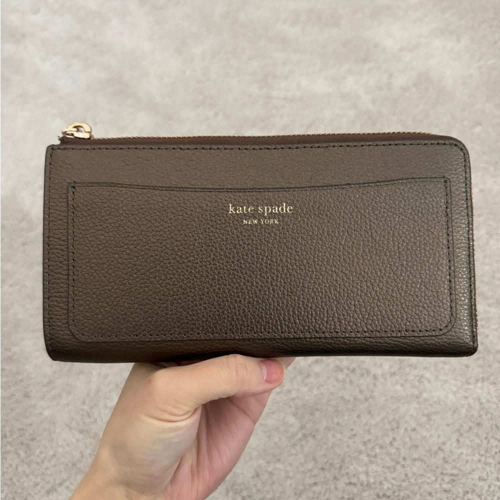 ‼️SOLD‼️LIKE NEW Kate Spade wallet